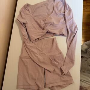 Aritzia golden pink set biker